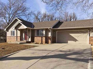 1125 Ada St, Augusta, KS 67010
