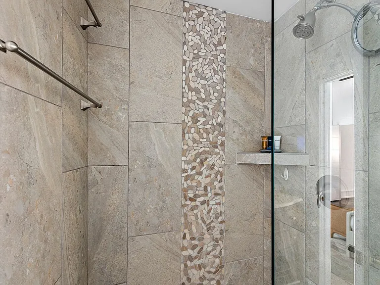182 E Bay St #202 — Photo 25