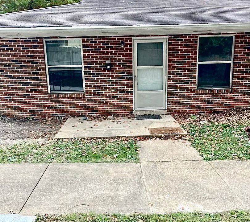 1st image of 1005 E Grand Ave #1005G21