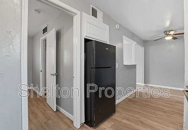 1713 N 31st Pl #6 — Photo 14