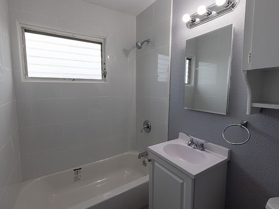 5th image of 9720 Flower St #340