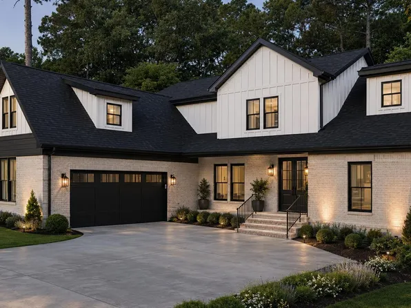105 Silver Lake Cir, Columbia, SC 29212
