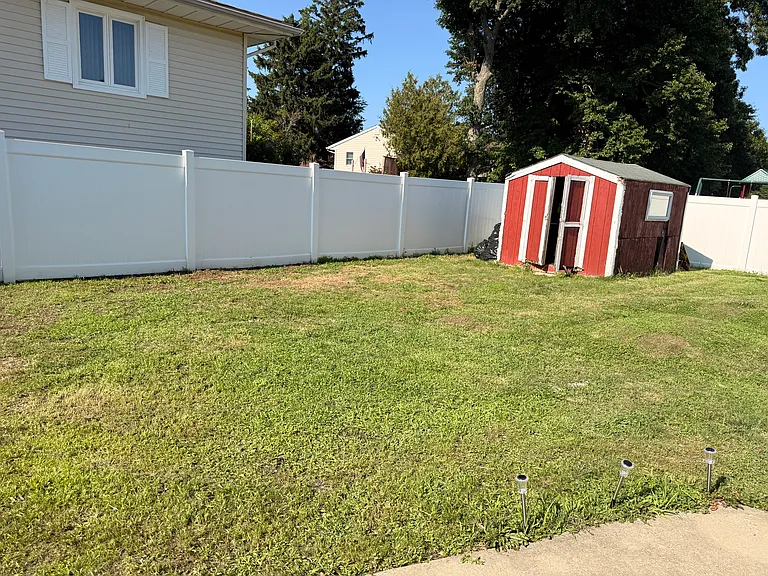 308 Myrtle St — Photo 21