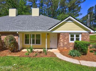 4949 Farmstead Ct NE, Woodstock, GA 30188
