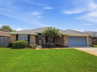 2176 Bromly Dr, Navarre, FL 32566