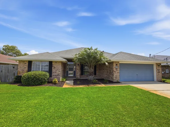 2176 Bromly Dr, Navarre, FL 32566