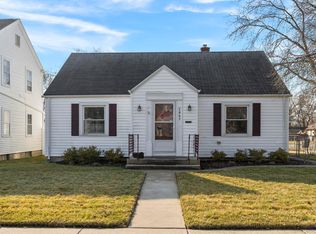 1841 Clover Ln, Fort Wayne, IN