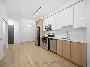 7161 Yonge St #2433, Markham, ON L3T 0C8