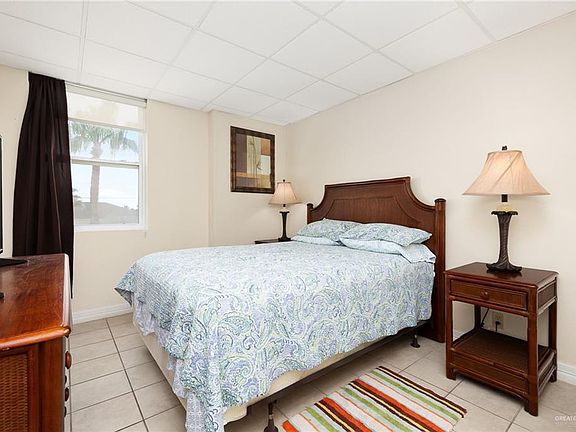5th image of 4901 Laguna Blvd Unit 308