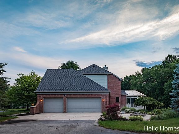 3rd image of 2988 Cooks Creek Dr NE