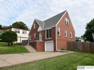 3110 Young St, Omaha, NE 68112