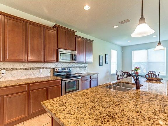 5th image of 11826 Barletta Dr