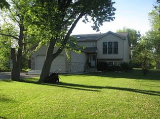 2428 33rd St, Zion, IL 60099