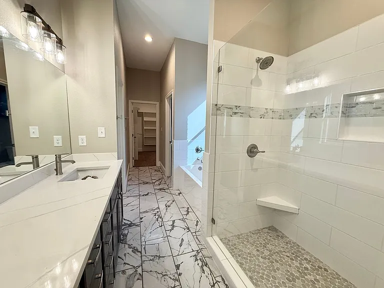 1037 Stagecoach Bnd — Photo 15