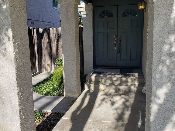 3rd image of 26937 Terri Dr