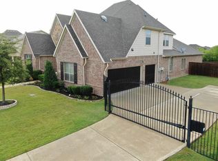 709 Crater Lake Cir, Keller, TX 76248