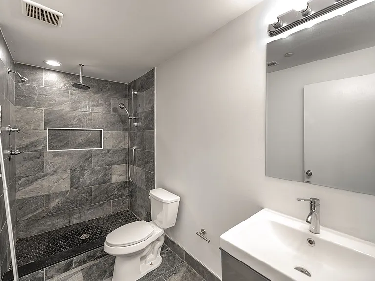 1642 N Marshall Street — Photo 22