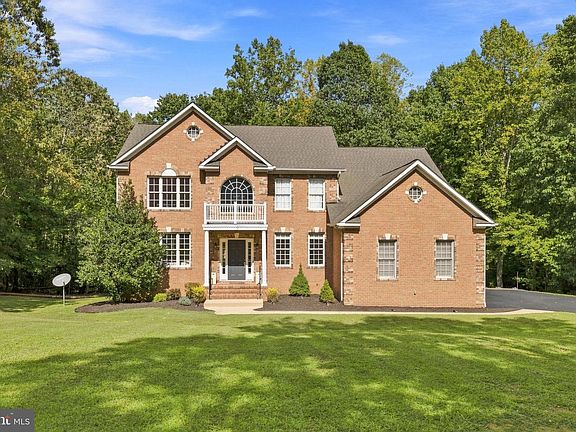 3rd image of 67 Indian View Ct