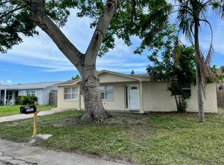 3341 Salisbury Dr, Holiday, FL 34691