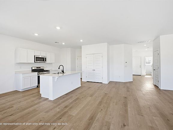3rd image of 10013 Blackjack Rd