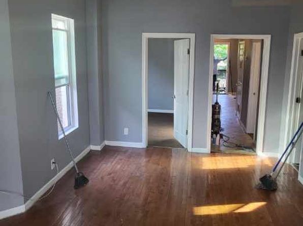 146 W 66th St Unit 1E