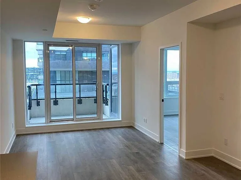2489 Taunton Rd #610 — Photo 9