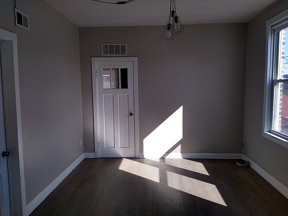 5th image of 3723 S Wolcott Ave #2R