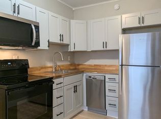 12 Crosby St Place, Augusta, ME 04330