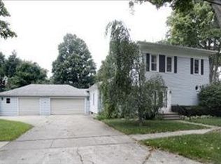 700 Walnut St, Three Rivers, MI 49093