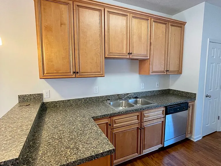 1459 Taylor Grove Ln #2 — Photo 7