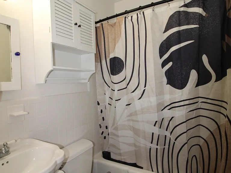 936 E Lake Dr — Photo 13
