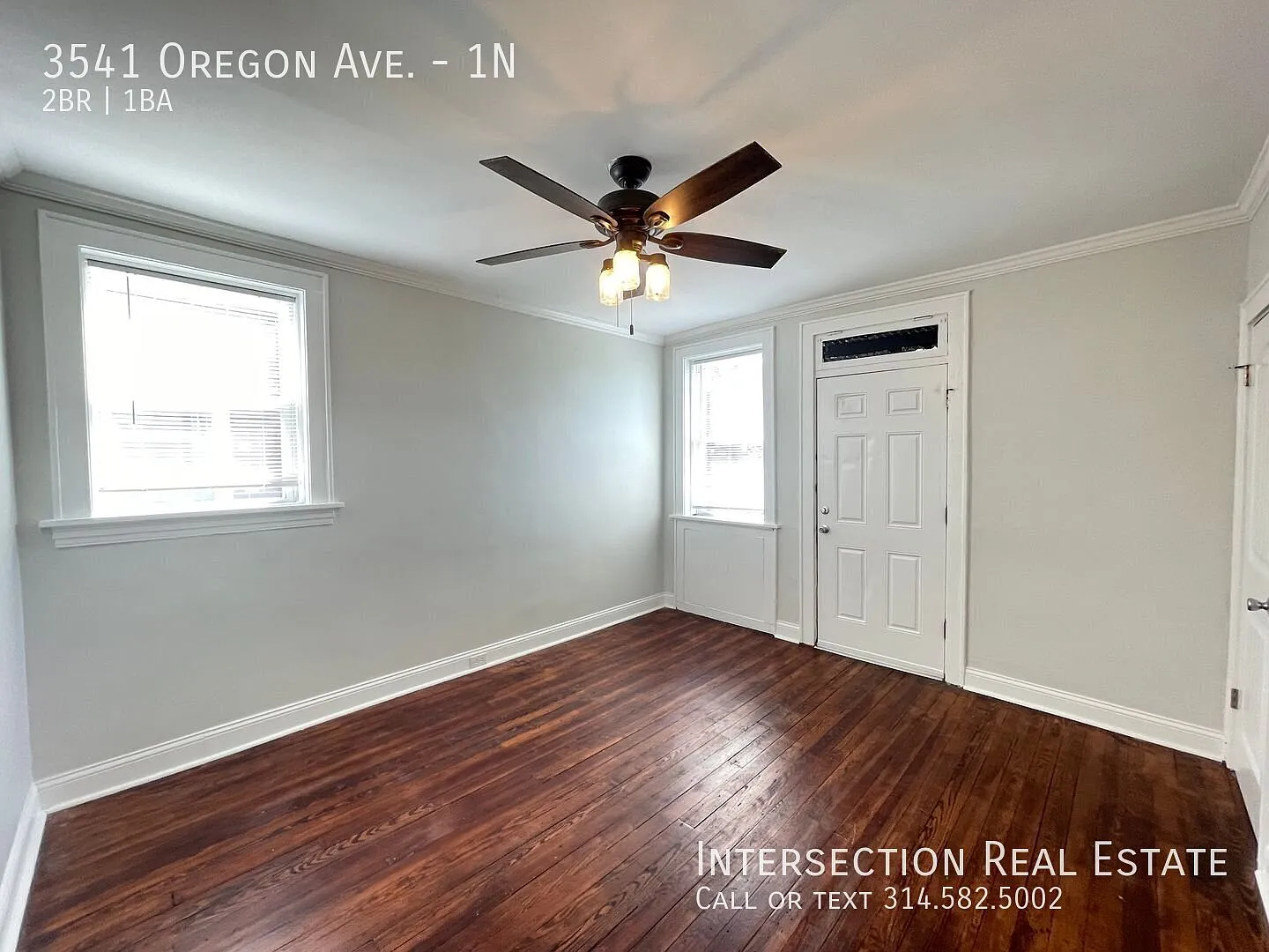 Beautifully Renovated 2Bed/1Bath with Lots of Updates — Photo 4