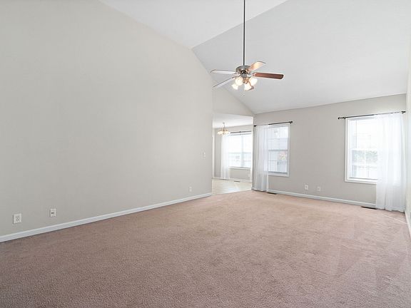 4th image of 514 Oakmont Dr