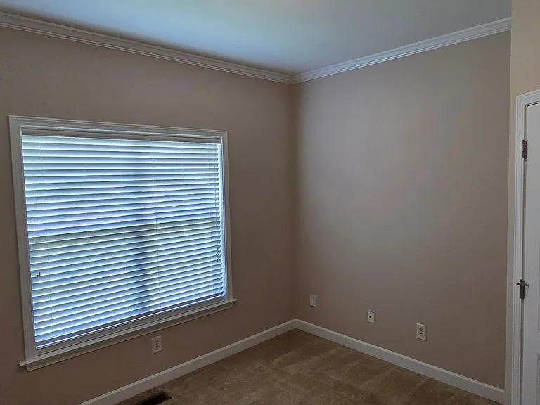 4049 Clinard Ave — Photo 14