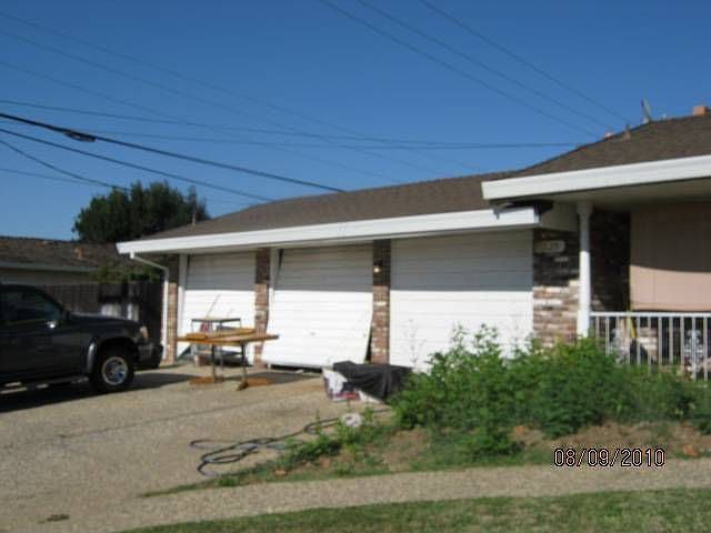 1st image of 1525 Lora Way
