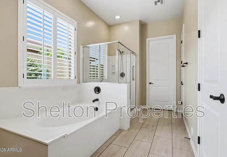 20441 W Hamilton St — Photo 28