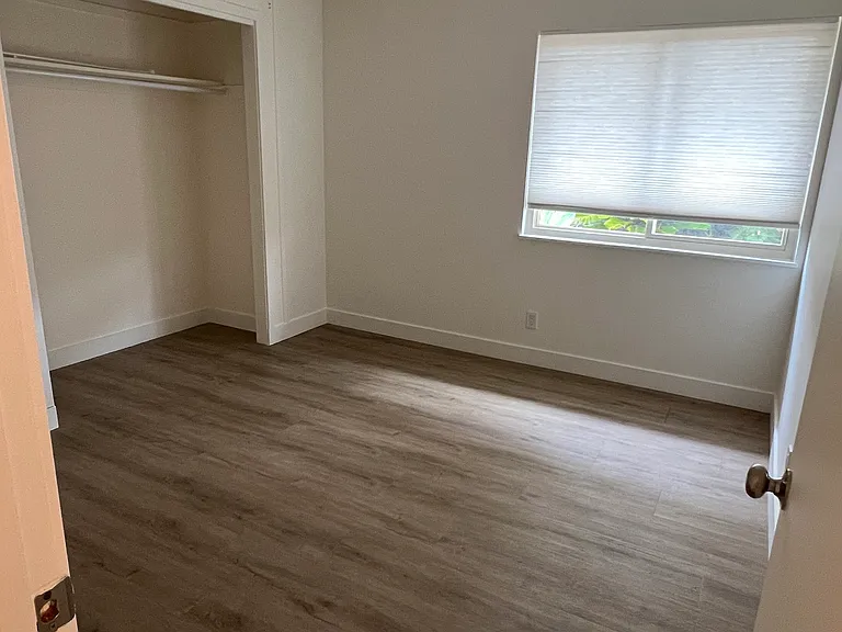 1515 Grandview St — Photo 4