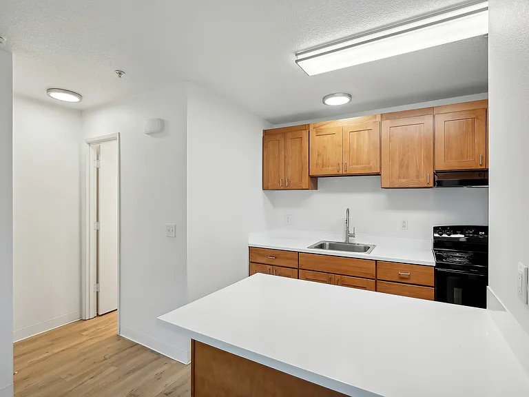 Alturas Vose Townhomes — Photo 15