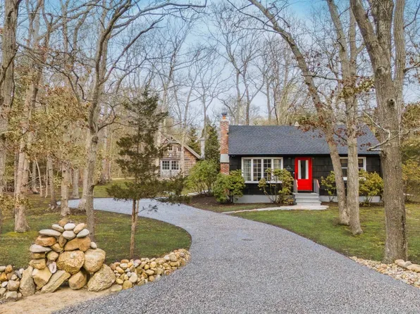 129 Tyrone Dr, East Hampton, NY 11937
