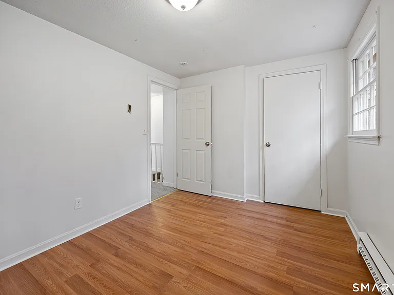 9 Maple Ave #B — Photo 16