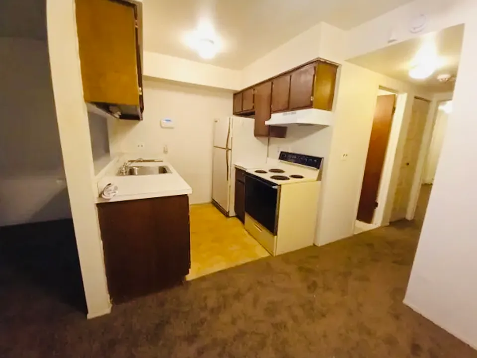 4535 Cadieux Rd #43