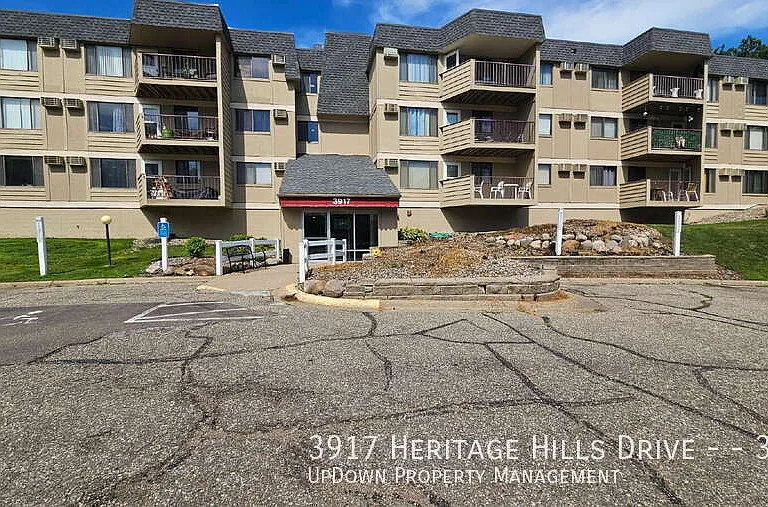 3917 Heritage Hills Dr #302 — Photo 1