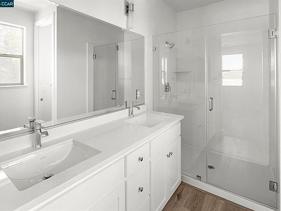 5th image of 2802 Chattleton Ln