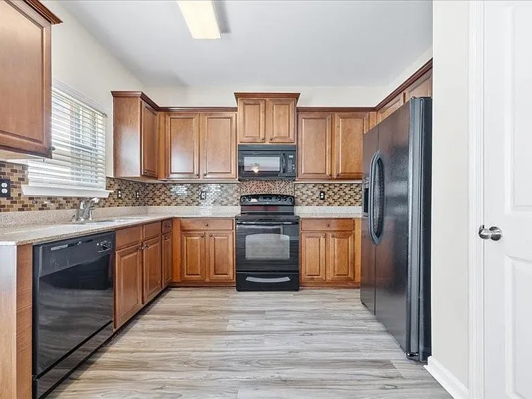 472 Tufton Trl SE — Photo 7