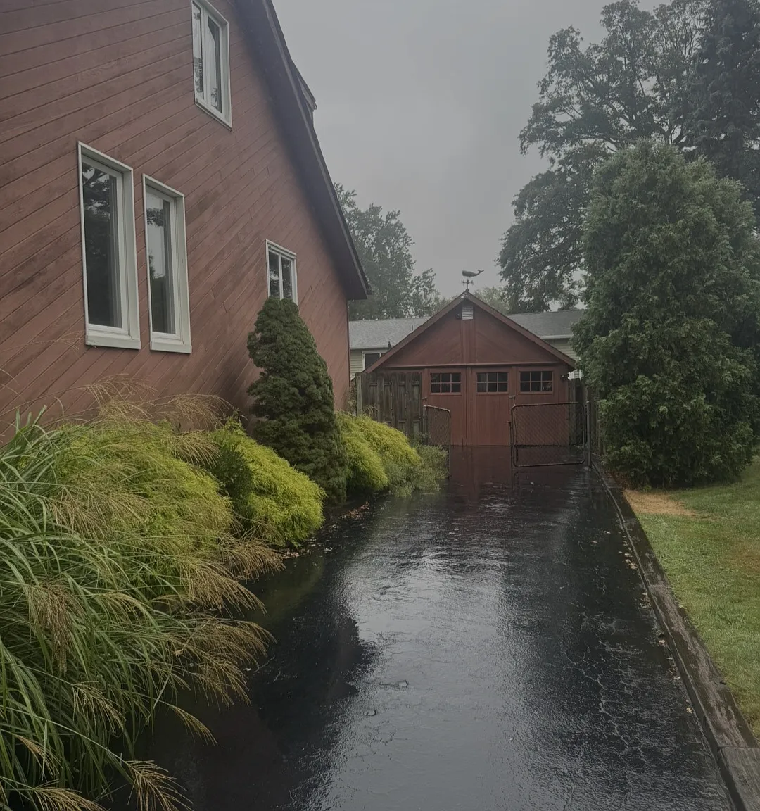 3 bed, 2064 sqft, $4,250 — Photo 2