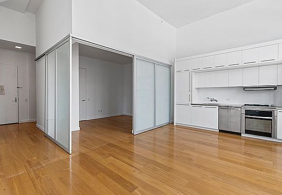 3rd image of 27-28 Thomson Ave #441
