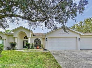 11367 Linnet Rd, Weeki Wachee, FL 34614