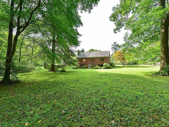 5th image of 6566 Marlo Dr