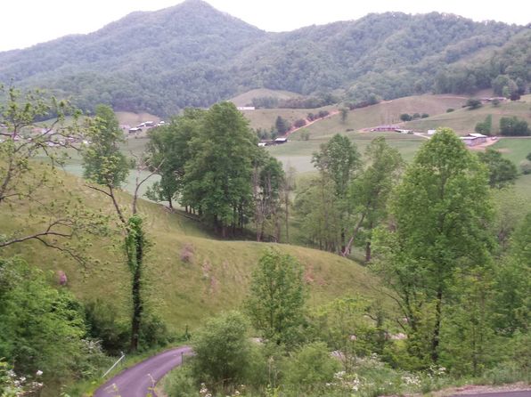 97 N Coyote Springs Farm Rd