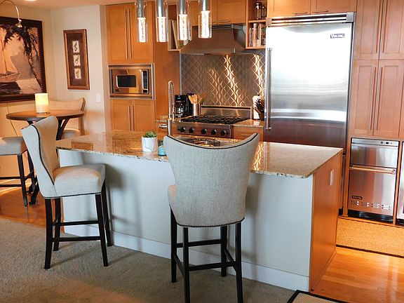 5th image of 1208 E Kennedy Blvd Unit 1012